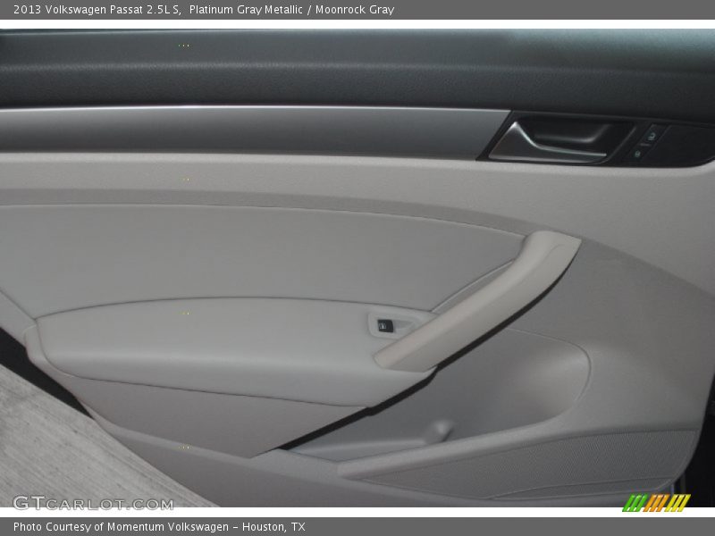 Platinum Gray Metallic / Moonrock Gray 2013 Volkswagen Passat 2.5L S