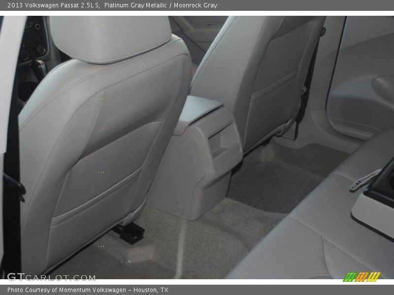 Platinum Gray Metallic / Moonrock Gray 2013 Volkswagen Passat 2.5L S