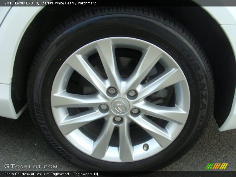 Starfire White Pearl / Parchment 2011 Lexus ES 350