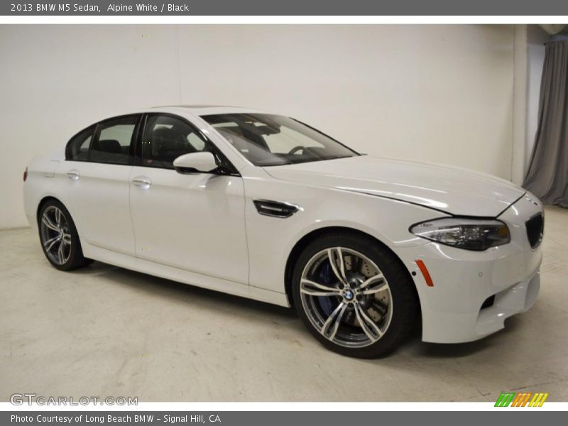 Alpine White / Black 2013 BMW M5 Sedan