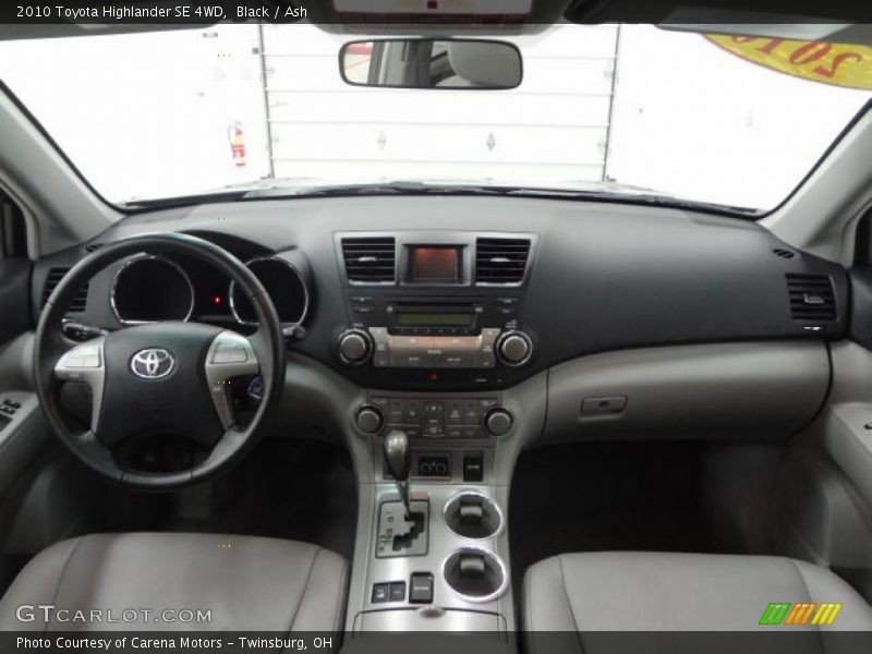 Black / Ash 2010 Toyota Highlander SE 4WD