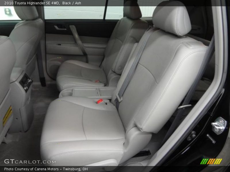 Black / Ash 2010 Toyota Highlander SE 4WD