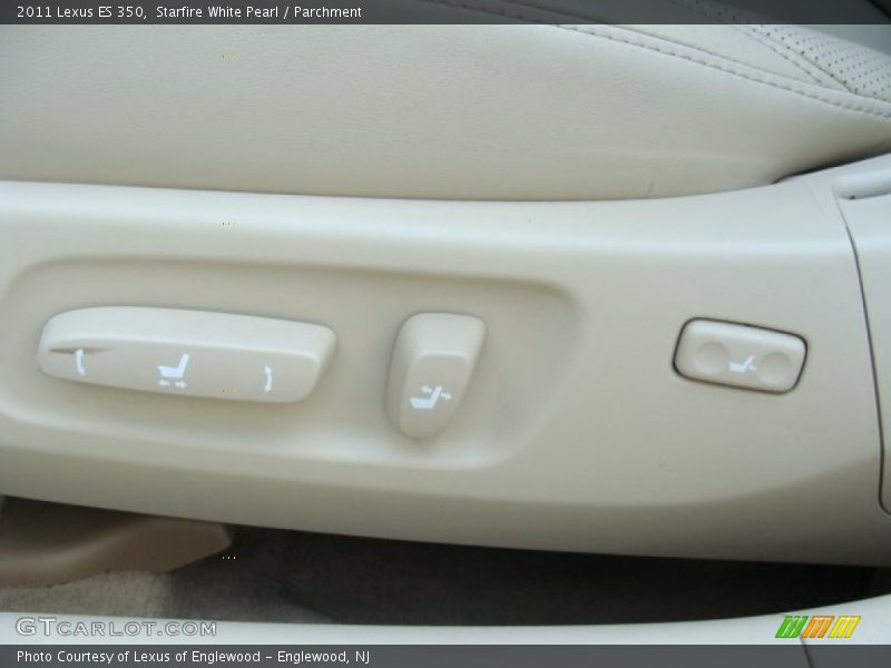 Starfire White Pearl / Parchment 2011 Lexus ES 350