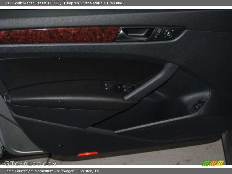 Tungsten Silver Metallic / Titan Black 2013 Volkswagen Passat TDI SEL