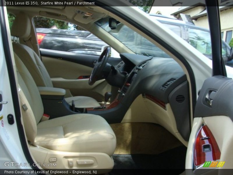 Starfire White Pearl / Parchment 2011 Lexus ES 350