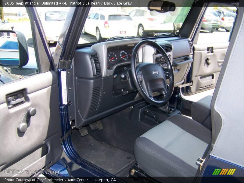 Patriot Blue Pearl / Dark Slate Gray 2005 Jeep Wrangler Unlimited 4x4