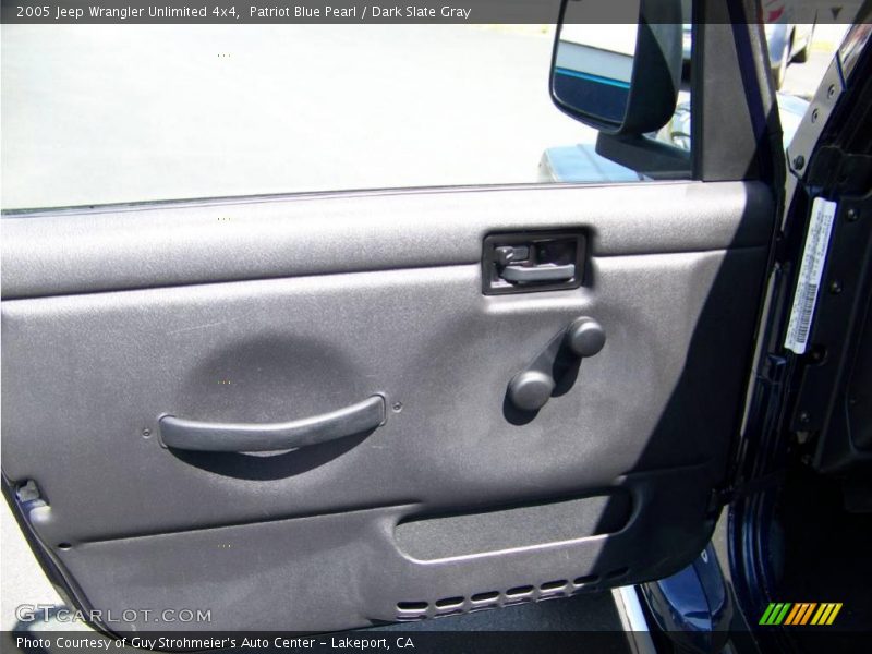 Patriot Blue Pearl / Dark Slate Gray 2005 Jeep Wrangler Unlimited 4x4