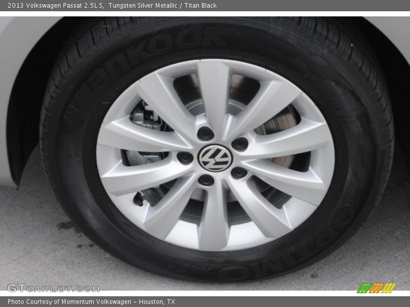Tungsten Silver Metallic / Titan Black 2013 Volkswagen Passat 2.5L S