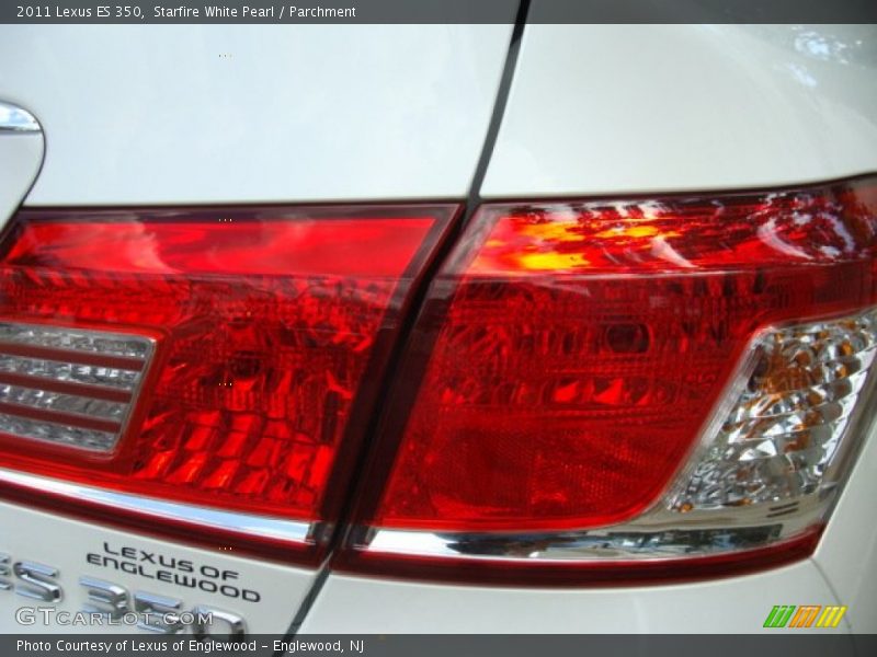 Starfire White Pearl / Parchment 2011 Lexus ES 350