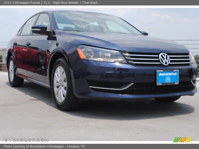 Night Blue Metallic / Titan Black 2013 Volkswagen Passat 2.5L S