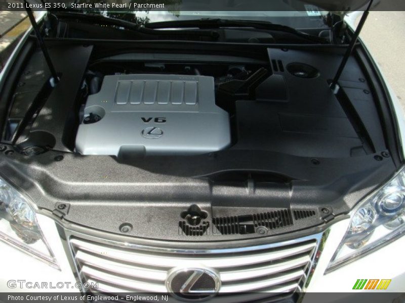 Starfire White Pearl / Parchment 2011 Lexus ES 350