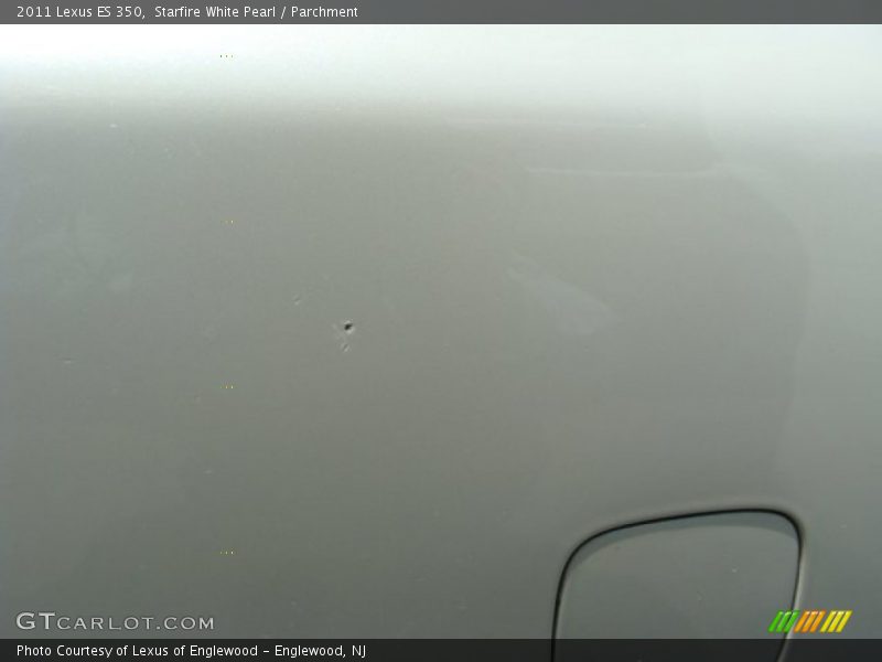 Starfire White Pearl / Parchment 2011 Lexus ES 350