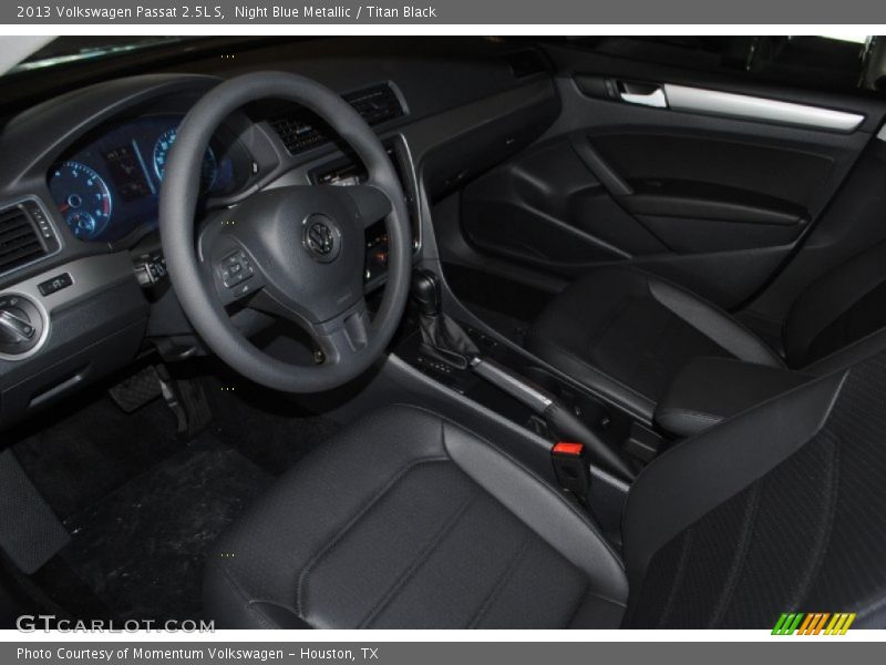 Night Blue Metallic / Titan Black 2013 Volkswagen Passat 2.5L S