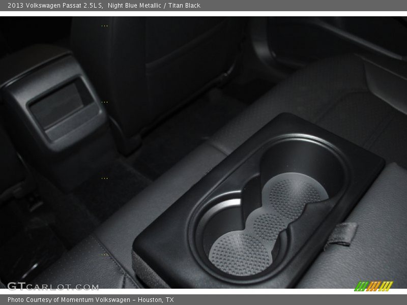 Night Blue Metallic / Titan Black 2013 Volkswagen Passat 2.5L S