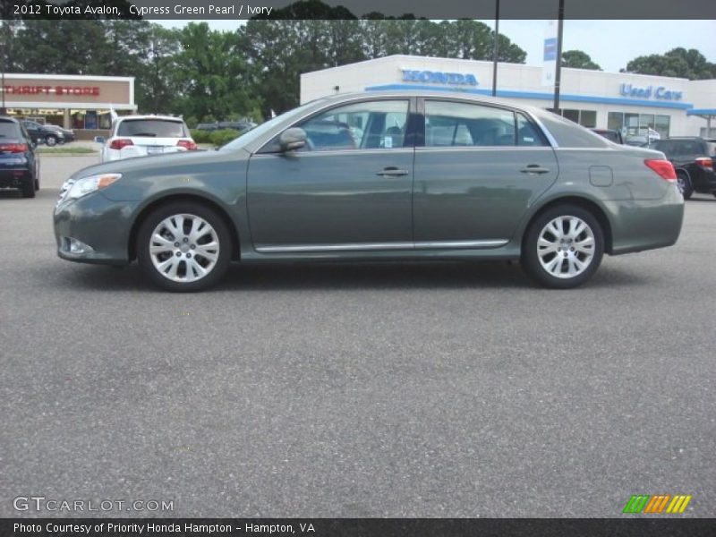 Cypress Green Pearl / Ivory 2012 Toyota Avalon