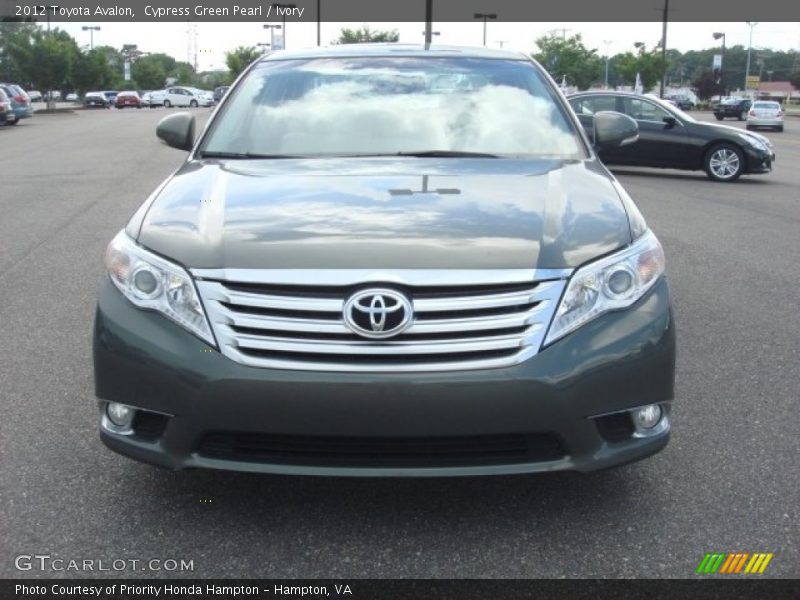 Cypress Green Pearl / Ivory 2012 Toyota Avalon