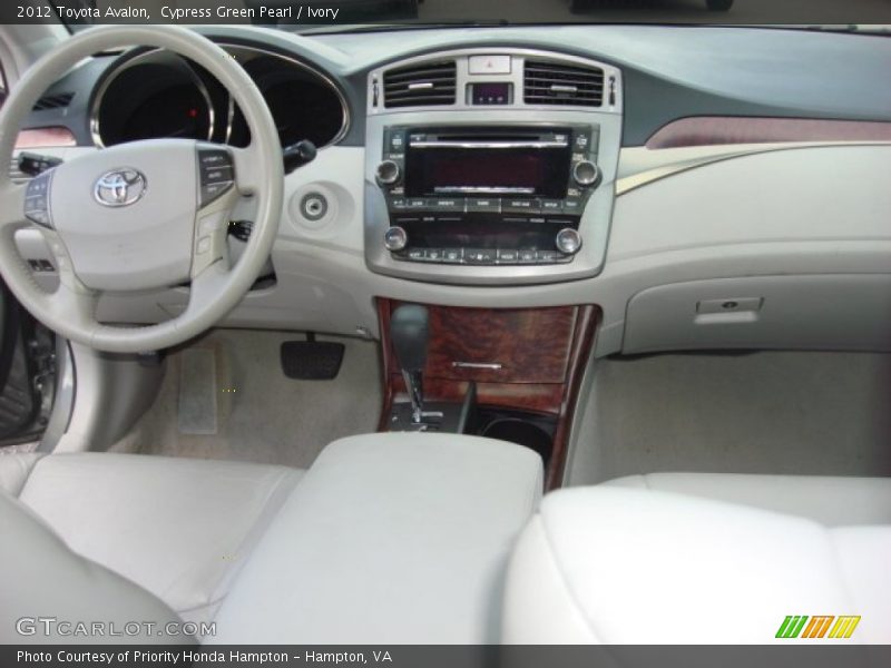 Cypress Green Pearl / Ivory 2012 Toyota Avalon