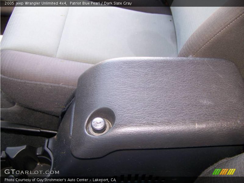 Patriot Blue Pearl / Dark Slate Gray 2005 Jeep Wrangler Unlimited 4x4