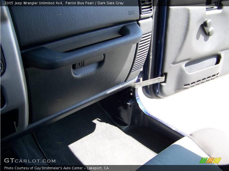 Patriot Blue Pearl / Dark Slate Gray 2005 Jeep Wrangler Unlimited 4x4