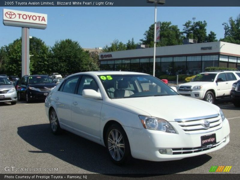 Blizzard White Pearl / Light Gray 2005 Toyota Avalon Limited