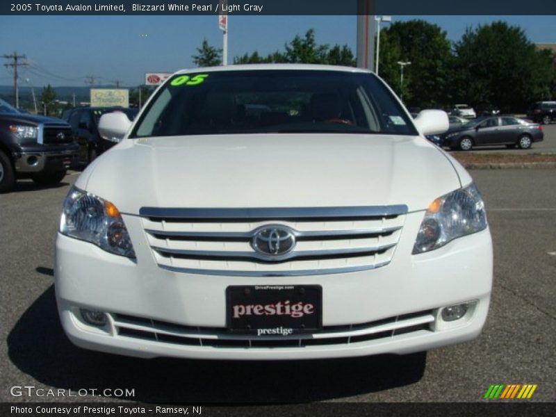 Blizzard White Pearl / Light Gray 2005 Toyota Avalon Limited