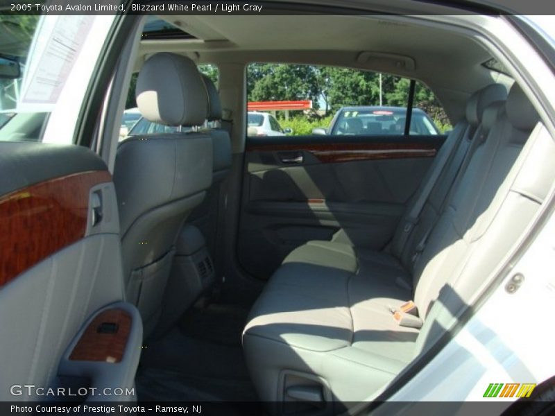Blizzard White Pearl / Light Gray 2005 Toyota Avalon Limited