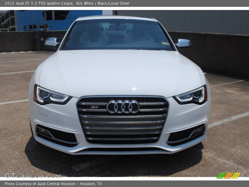 Ibis White / Black/Lunar Silver 2013 Audi S5 3.0 TFSI quattro Coupe