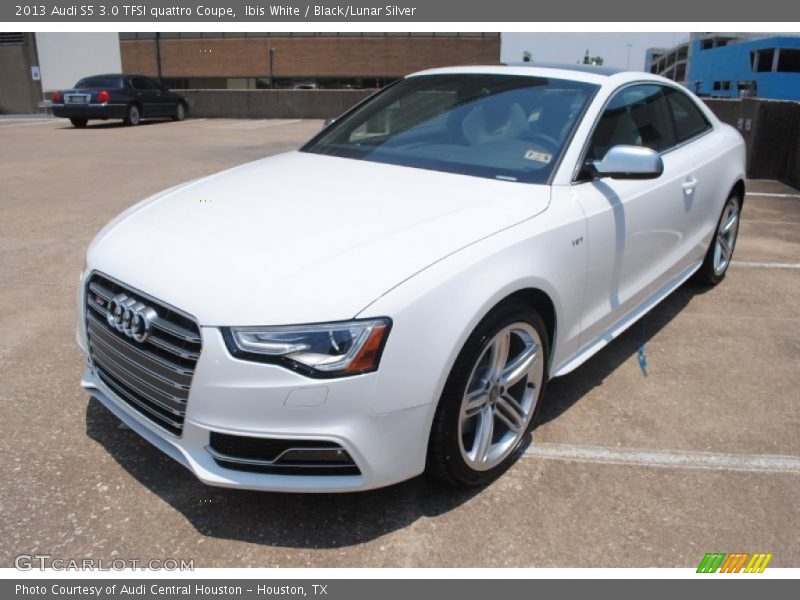 Ibis White / Black/Lunar Silver 2013 Audi S5 3.0 TFSI quattro Coupe