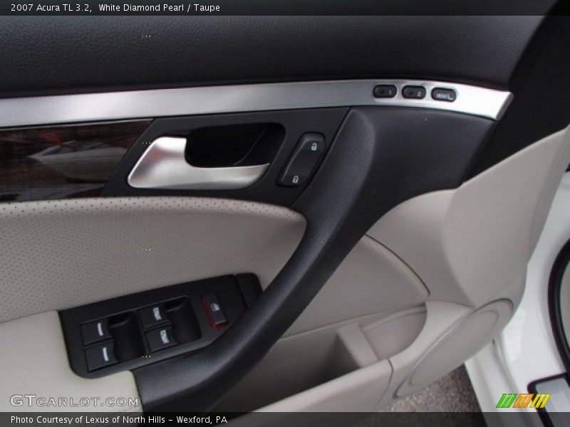 White Diamond Pearl / Taupe 2007 Acura TL 3.2