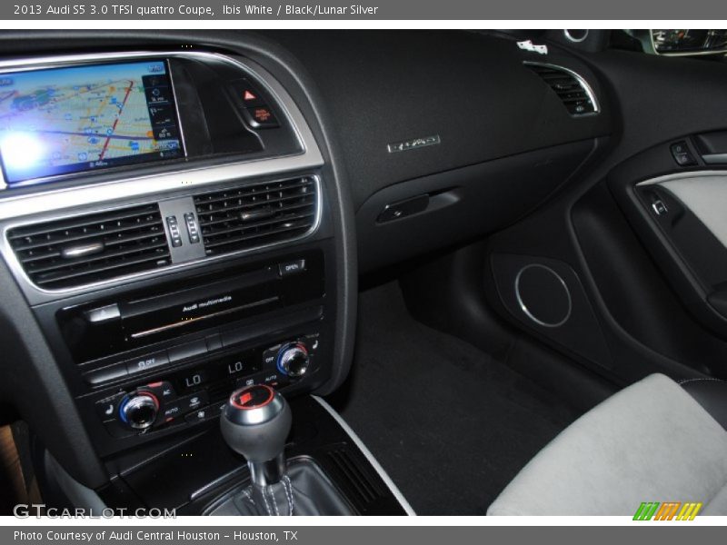 Ibis White / Black/Lunar Silver 2013 Audi S5 3.0 TFSI quattro Coupe