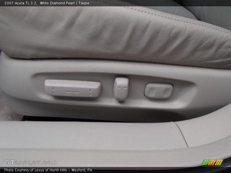 White Diamond Pearl / Taupe 2007 Acura TL 3.2