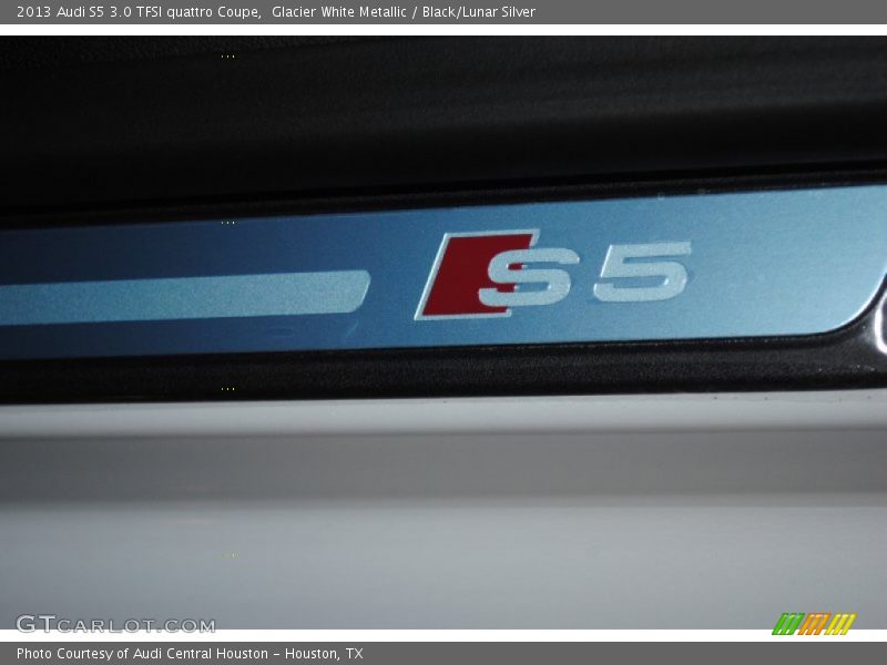 Glacier White Metallic / Black/Lunar Silver 2013 Audi S5 3.0 TFSI quattro Coupe