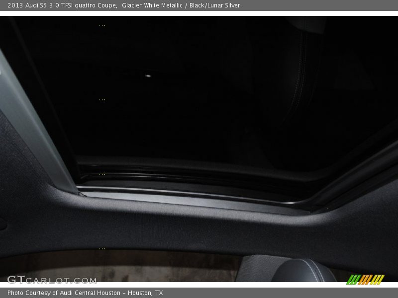 Glacier White Metallic / Black/Lunar Silver 2013 Audi S5 3.0 TFSI quattro Coupe