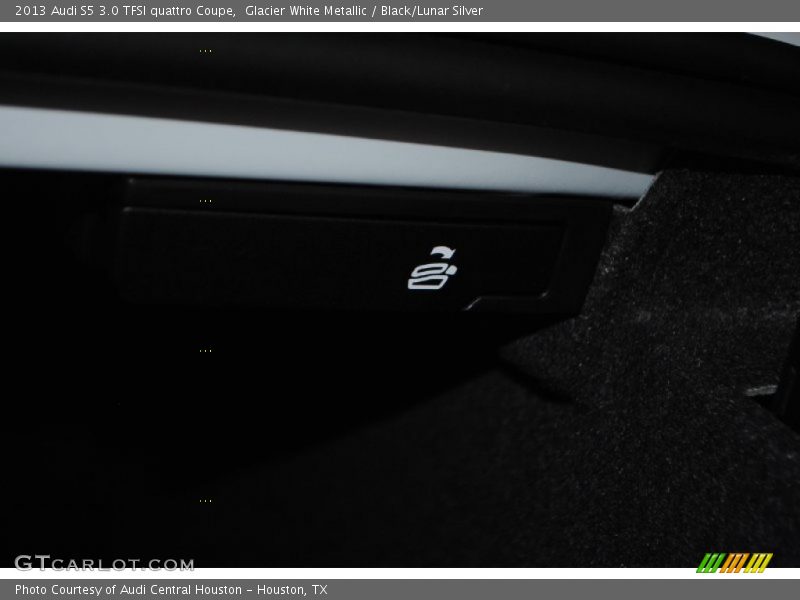 Glacier White Metallic / Black/Lunar Silver 2013 Audi S5 3.0 TFSI quattro Coupe