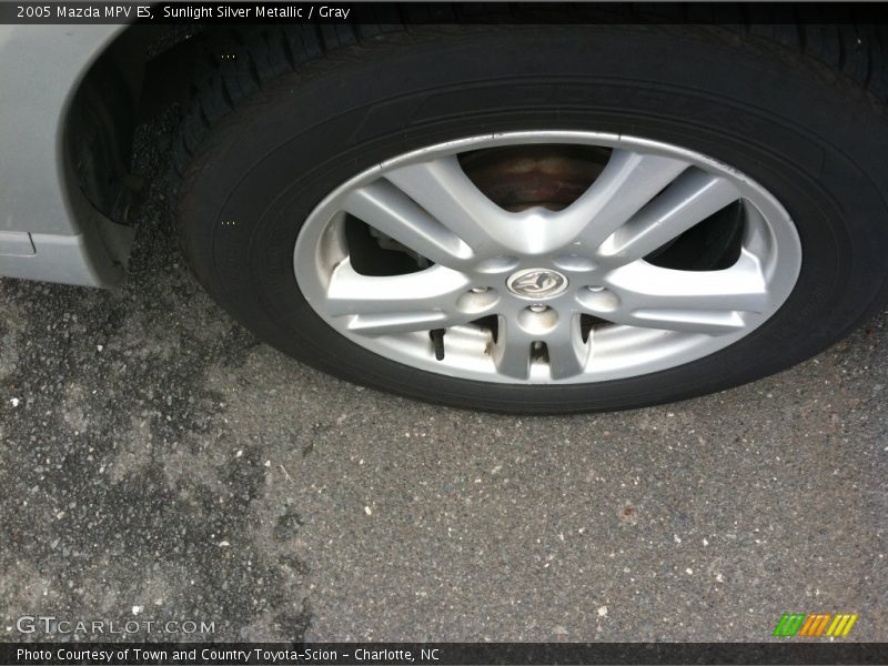 Sunlight Silver Metallic / Gray 2005 Mazda MPV ES