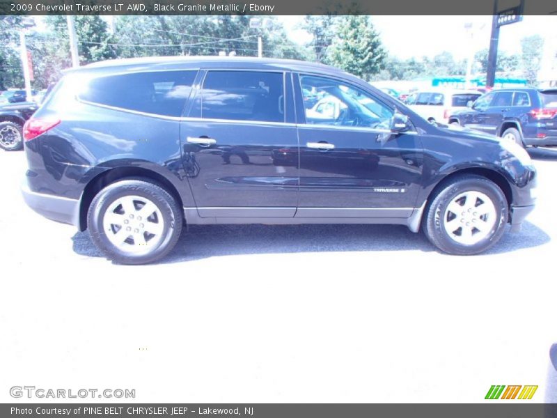 Black Granite Metallic / Ebony 2009 Chevrolet Traverse LT AWD