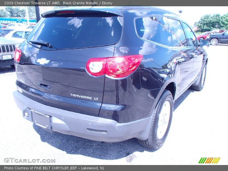 Black Granite Metallic / Ebony 2009 Chevrolet Traverse LT AWD