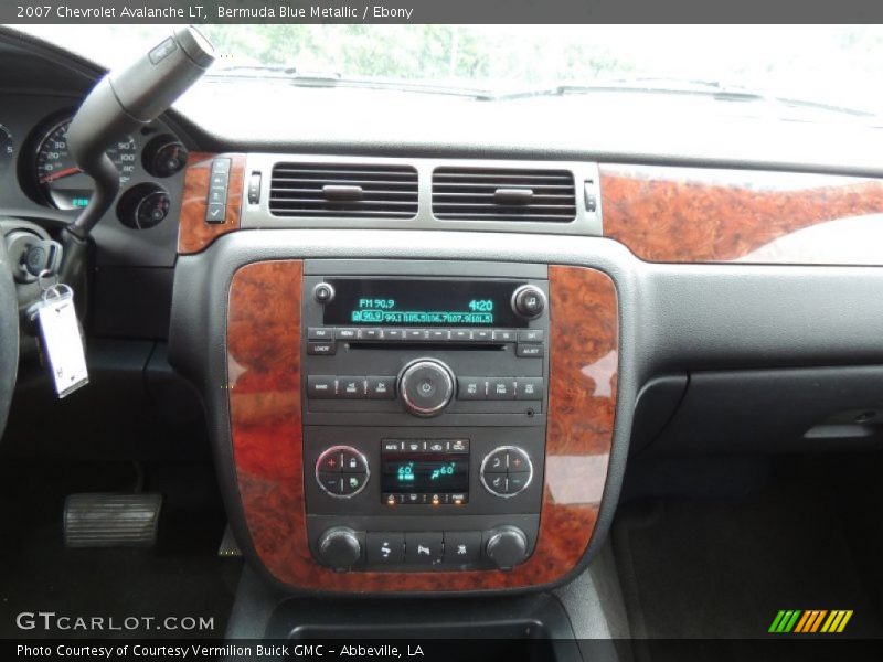 Controls of 2007 Avalanche LT