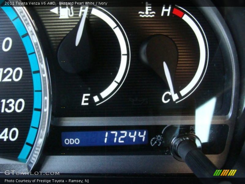 Blizzard Pearl White / Ivory 2011 Toyota Venza V6 AWD