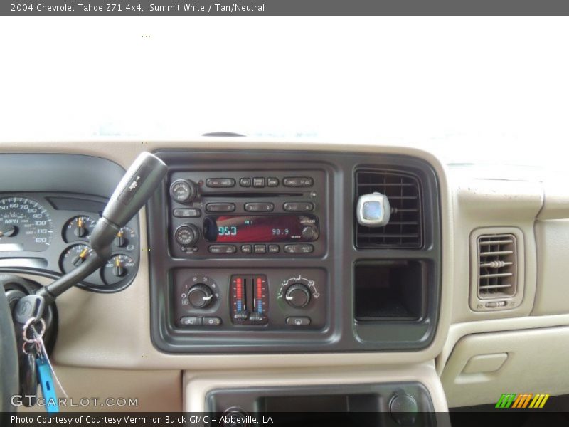 Summit White / Tan/Neutral 2004 Chevrolet Tahoe Z71 4x4