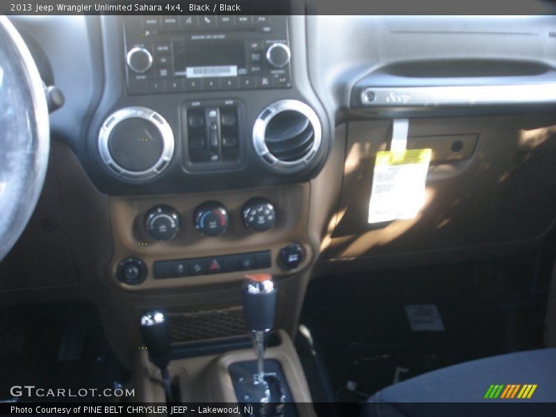 Black / Black 2013 Jeep Wrangler Unlimited Sahara 4x4