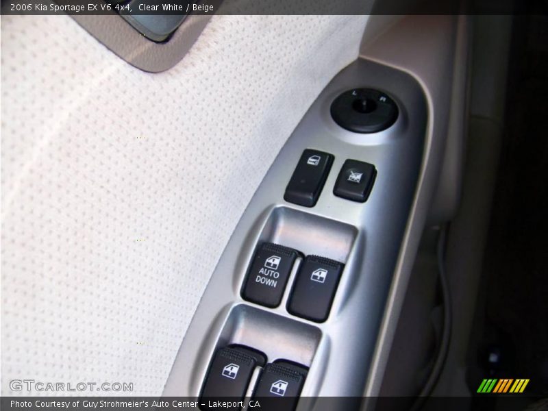 Clear White / Beige 2006 Kia Sportage EX V6 4x4