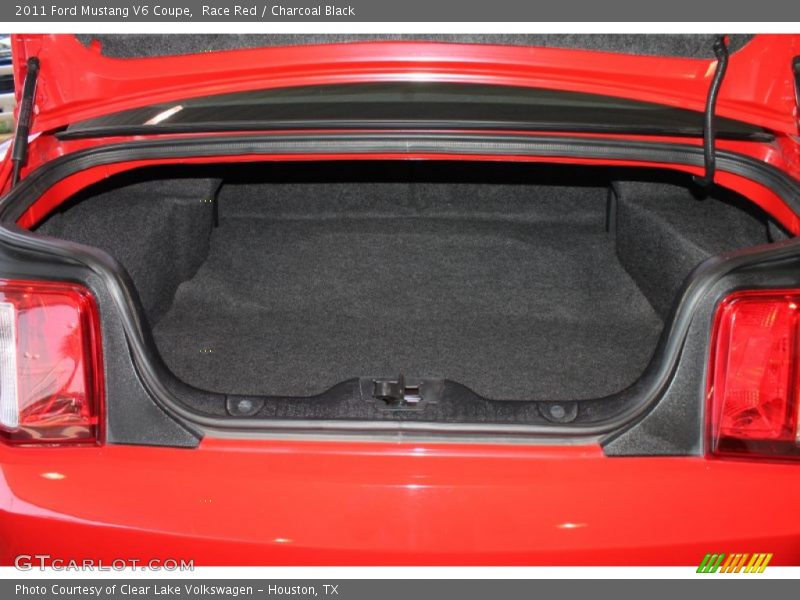 Race Red / Charcoal Black 2011 Ford Mustang V6 Coupe