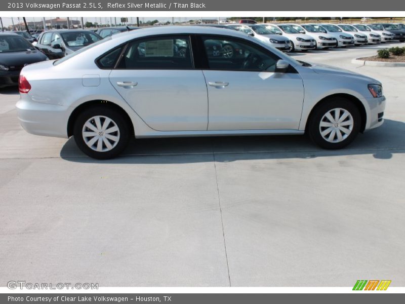 Reflex Silver Metallic / Titan Black 2013 Volkswagen Passat 2.5L S