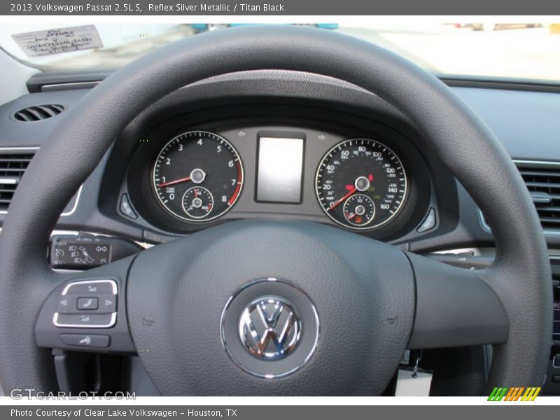 Reflex Silver Metallic / Titan Black 2013 Volkswagen Passat 2.5L S