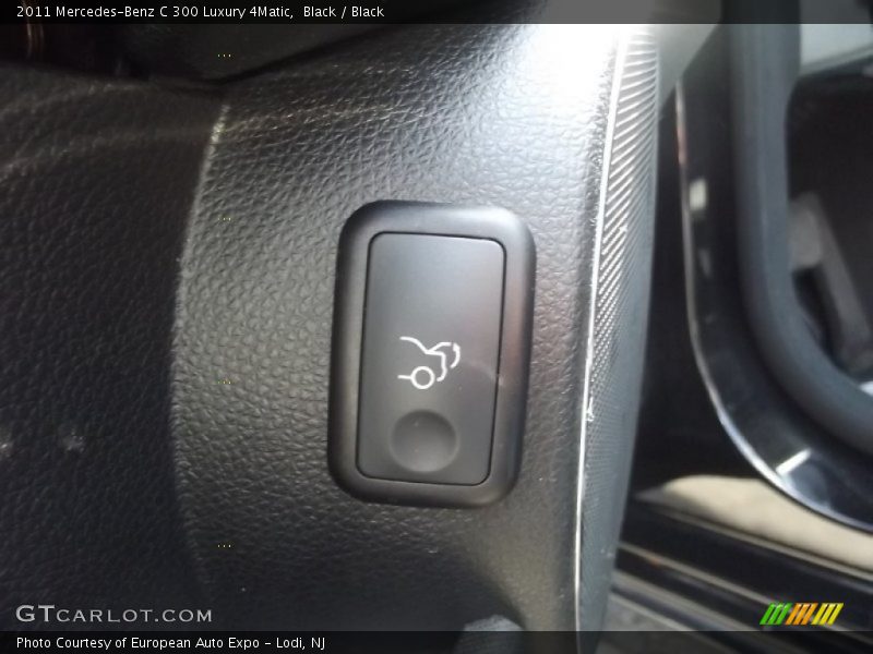 Black / Black 2011 Mercedes-Benz C 300 Luxury 4Matic