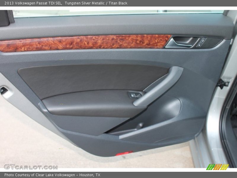 Tungsten Silver Metallic / Titan Black 2013 Volkswagen Passat TDI SEL