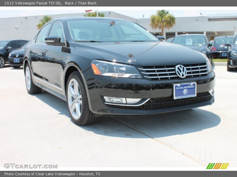 Black / Titan Black 2013 Volkswagen Passat TDI SEL