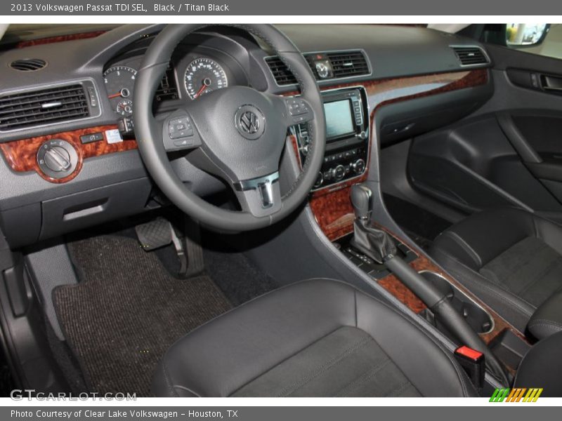 Black / Titan Black 2013 Volkswagen Passat TDI SEL