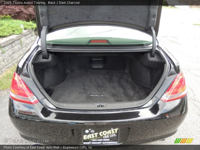 Black / Dark Charcoal 2005 Toyota Avalon Touring